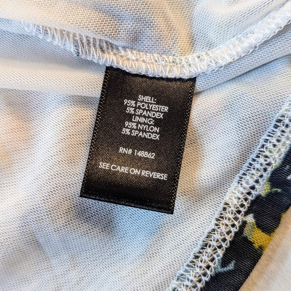 🆕 Torrid Stretch Mesh Ruched Top (Torrid 1) - Picture 10 of 11